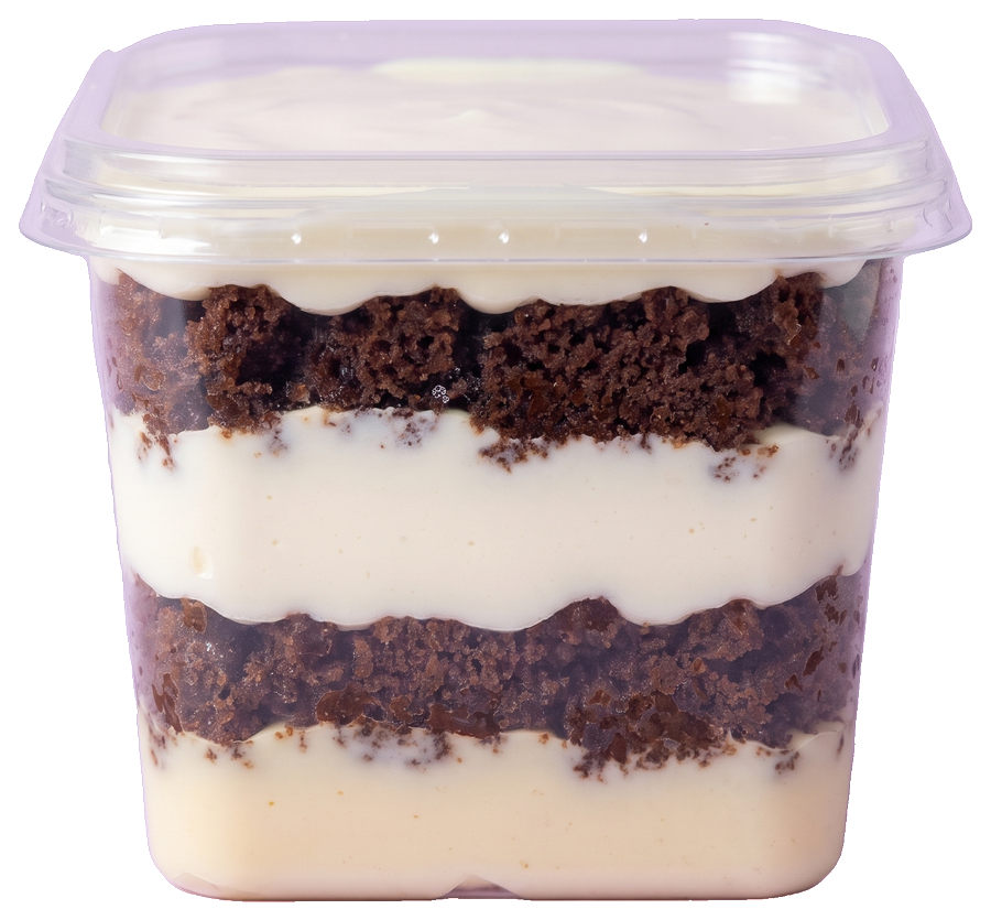 Bolo de chocolate com recheio de ninho